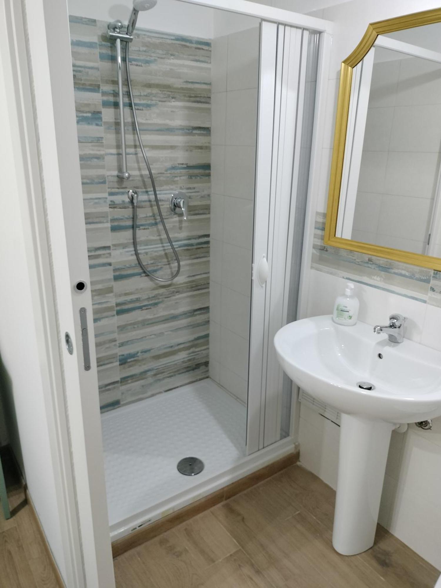 Roba Albanisi Hotell Aragona Exteriör bild